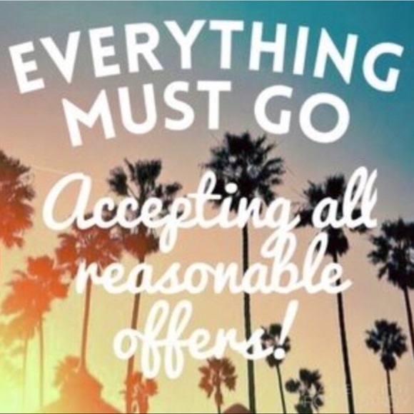 🎃Closet CLEAN OUT🎃 - Picture 1 of 1